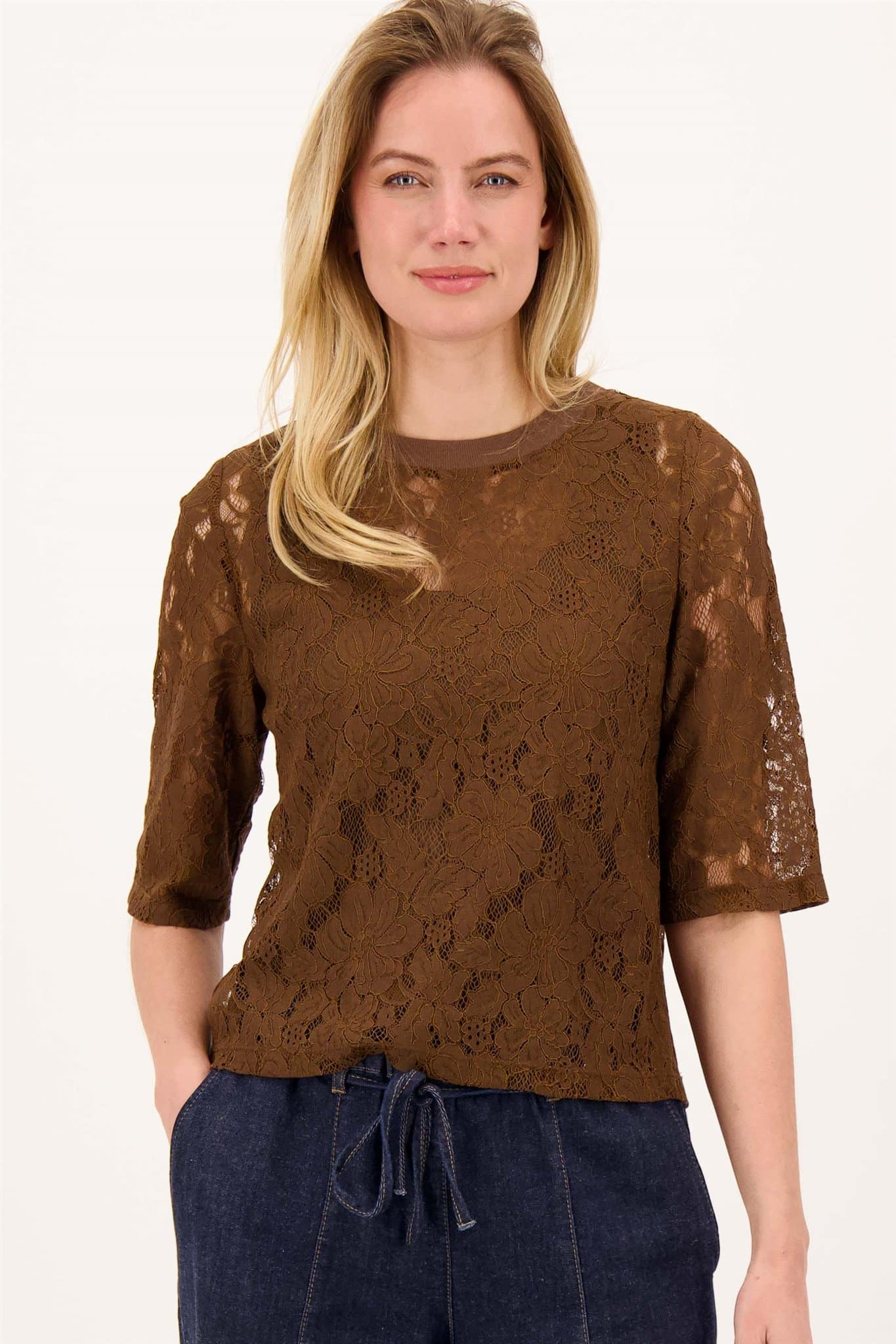 Top lace with rib trim