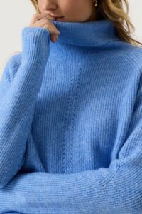 ladies pullover ultramarine